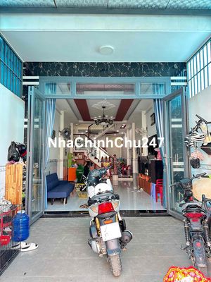 nhà chín chủ dang ở , nhà con mới