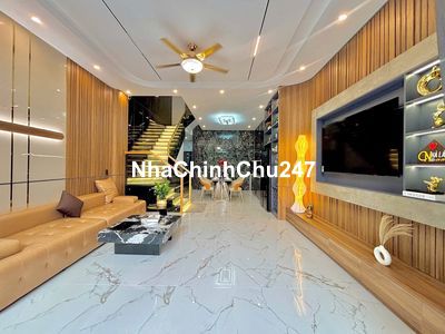 Chính chủ cần bán nhanh nhà Đẹp full nội thất Hoà Xuân