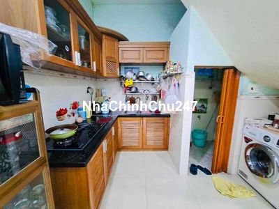 CHÍNH CHỦ BÁN GẤP NHÀ SÁT CV LÀNG HOA HẺM TO NHỈNH 3TỶ