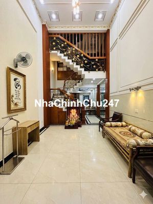 GẤP  GẤP CHỦ NGỘP 60M 5 TẦNG GIÁ NHỈNH 8 TY hẻm 8 m thông