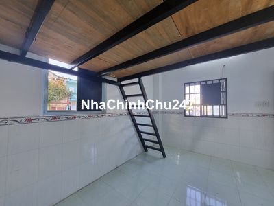 Duplex cửa sổ trời ngay cầu chữ Y, Nguyễn Văn Cừ, Qua Q1,5 mất 5p