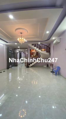 CHÚ NĂM BÁN NHÀ 3 TẦNG 228m2 QUẬN 12 CÓ SỔ HỒNG RIÊNG