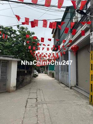 Chính chủ cần bán gấp . nhà 3 tầng tự xây kiên cố chắc chắn.