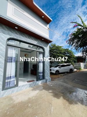 Chủ cần bán gấp căn nhà 102m2 đường Trần Văn Chẩm Tân Thông Hội