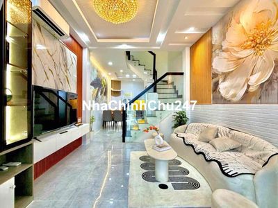Chủ đi định cư, bán gấp nhà HXH thông Phan Văn Trị 30m ra MT, 36m2 4T