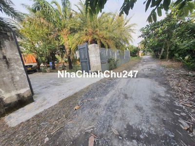 Chính chủ bán 1.400 m2 đất ở gần cầu Rạch Tra.