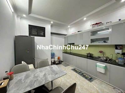 Tôi Chính Chủ Bán nhà  45M2 5 Tầng Nhỉnh 9 Tỷ Thoáng Dòng Tiền 30TR ÔT