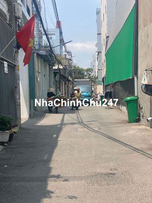 Chủ cần bán gấp ,Nhà gần E MART,DT 50m2,giá 5 tỷ nhỉnh xíu