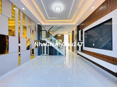 SĂN NHÀ ĐẸP CHÍNH CHỦ CẦN GIUỘC