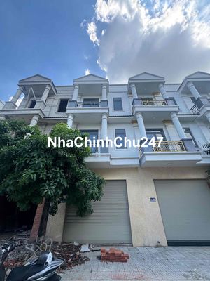 chủ cắt lổ 200tr bán gấp căn nhà ngay KCN nam tân uyên