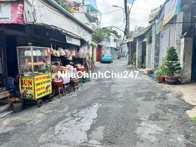 CHÍNH CHỦ GẤP BÁN EMART 2, HXH THÔNG, DT 24M, 2 TẦNG , NHỈNH 2 TỶ