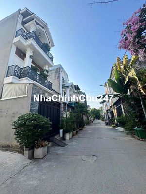 Chủ Ngộp bán NHÀ 3 TẦNG NGAY CHỢ #LONG_TRƯỜNG - HẺM 6M THÔNG - Chỉ 4,2
