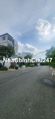 Đất 12,5 tỷ CHỦ GỬI BÁN GẤP LÔ ĐẤT ĐẸP ĐƯỜNG D1  R 20M - PHÚ MỸ QUẬN 7