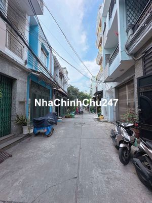 chủ cần bán gấp - ngay q6 -5.3x12m 3 tầng BTCT- giá rẻ 