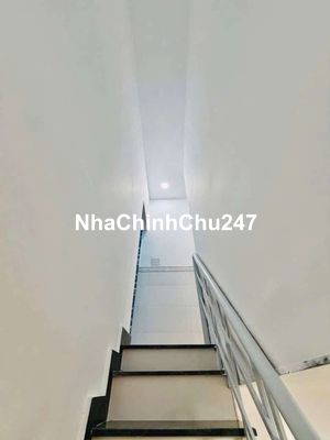 chủ cần bán gấp Dt 28m2 giá 3 tỷ nhỉnh